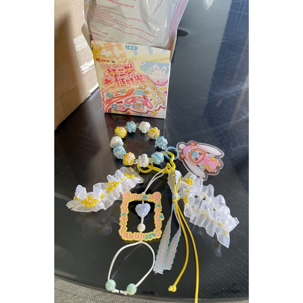 Baby Three Love Chain Time Keychain Lace, Bunny, Charms New Collectible - Picture 1 of 2